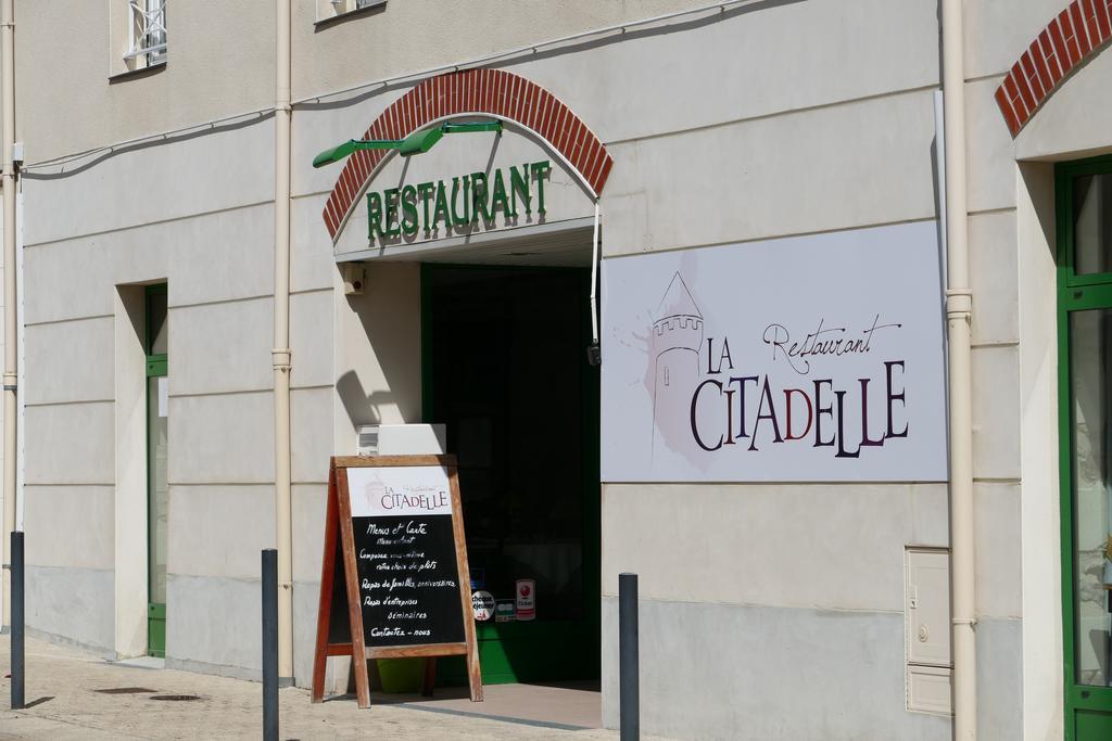 Logis Hotels Le Champalud Restaurant La Citadelle Oree-d'Anjou ภายนอก รูปภาพ