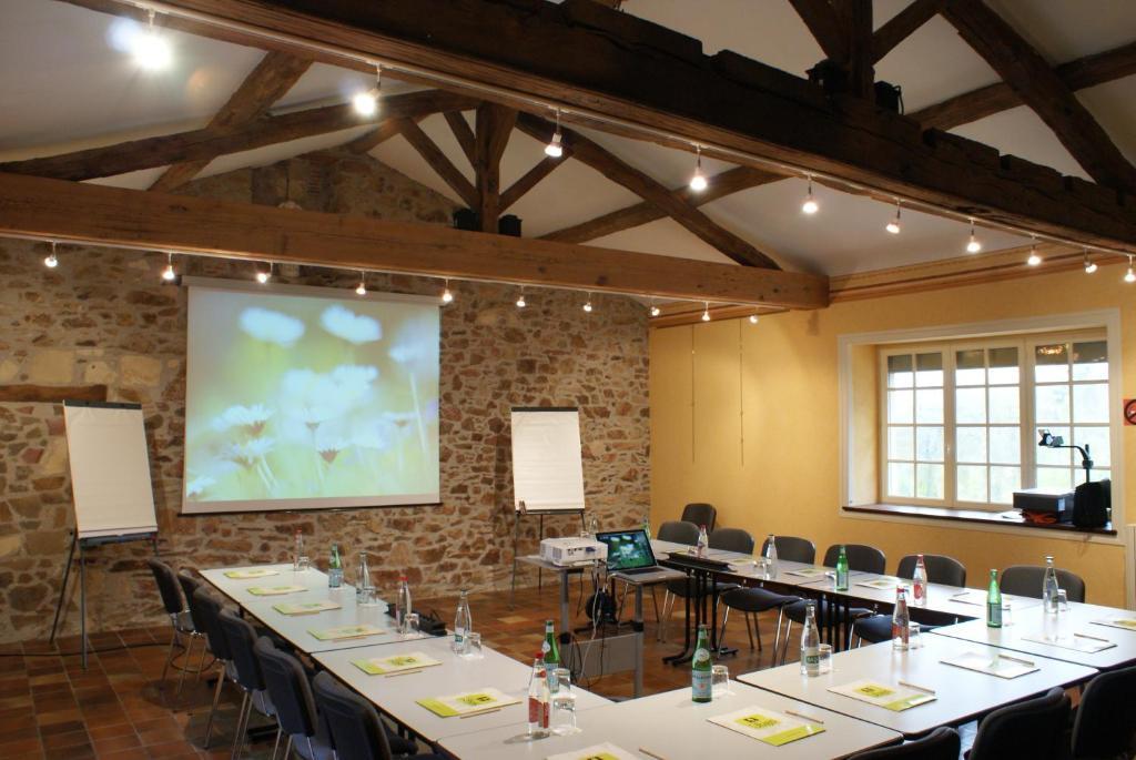 Logis Hotels Le Champalud Restaurant La Citadelle Oree-d'Anjou ภายนอก รูปภาพ