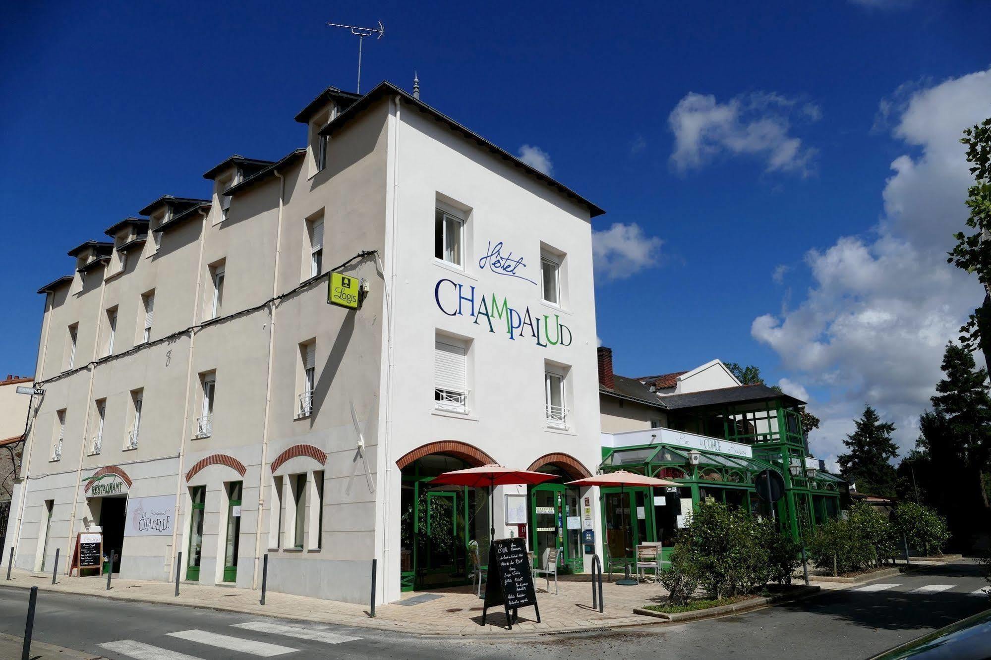 Logis Hotels Le Champalud Restaurant La Citadelle Oree-d'Anjou ภายนอก รูปภาพ